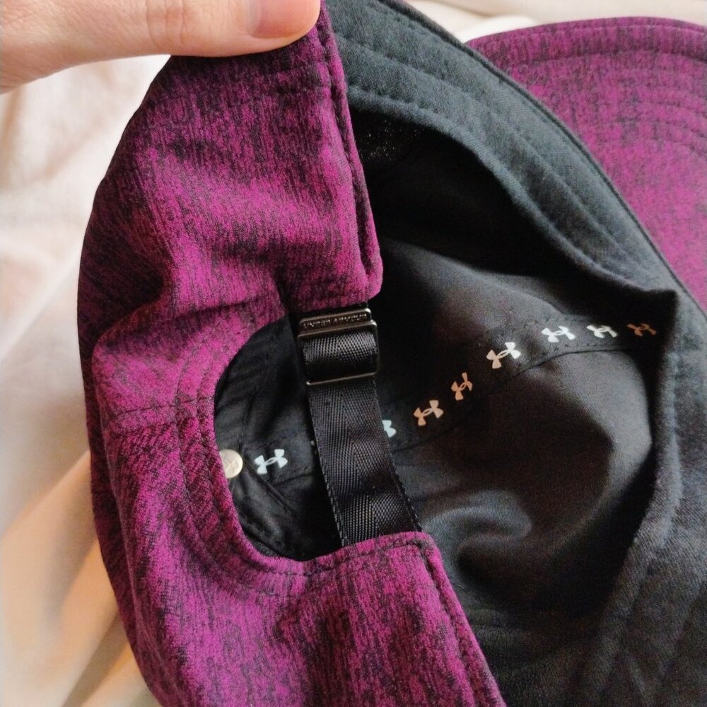 Under Armour Adjustable Athletic Hat - image 4